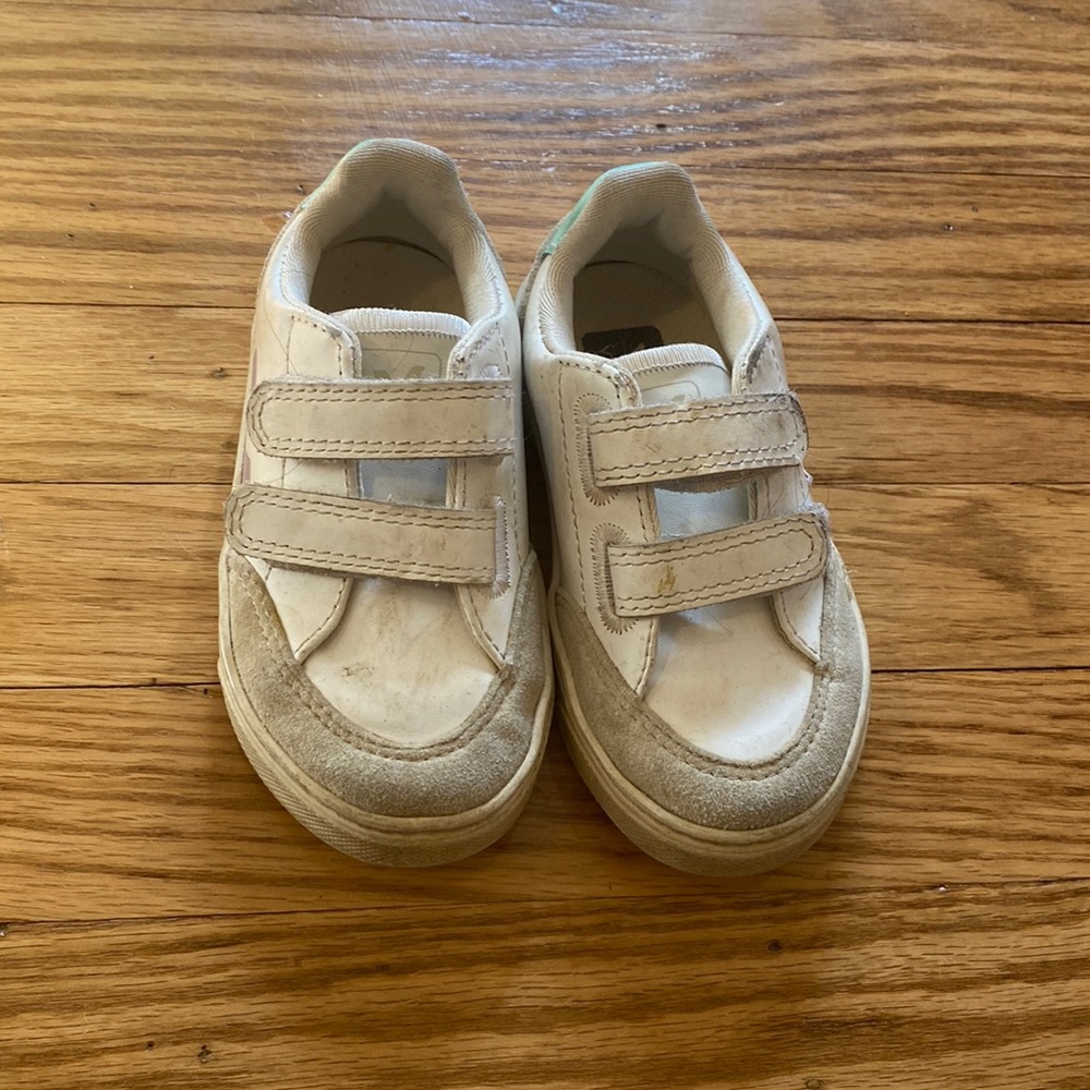 Girls Veja Sneakers